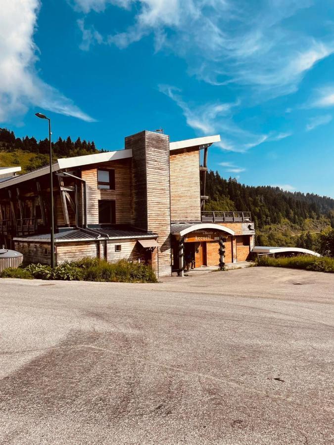 Les Balcons De Recoin - Chamrousse Aparthotel Buitenkant foto