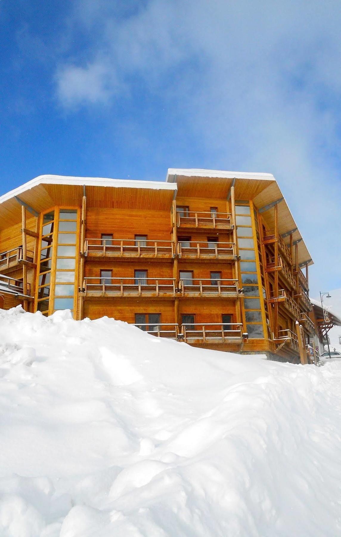 Les Balcons De Recoin - Chamrousse Aparthotel Buitenkant foto