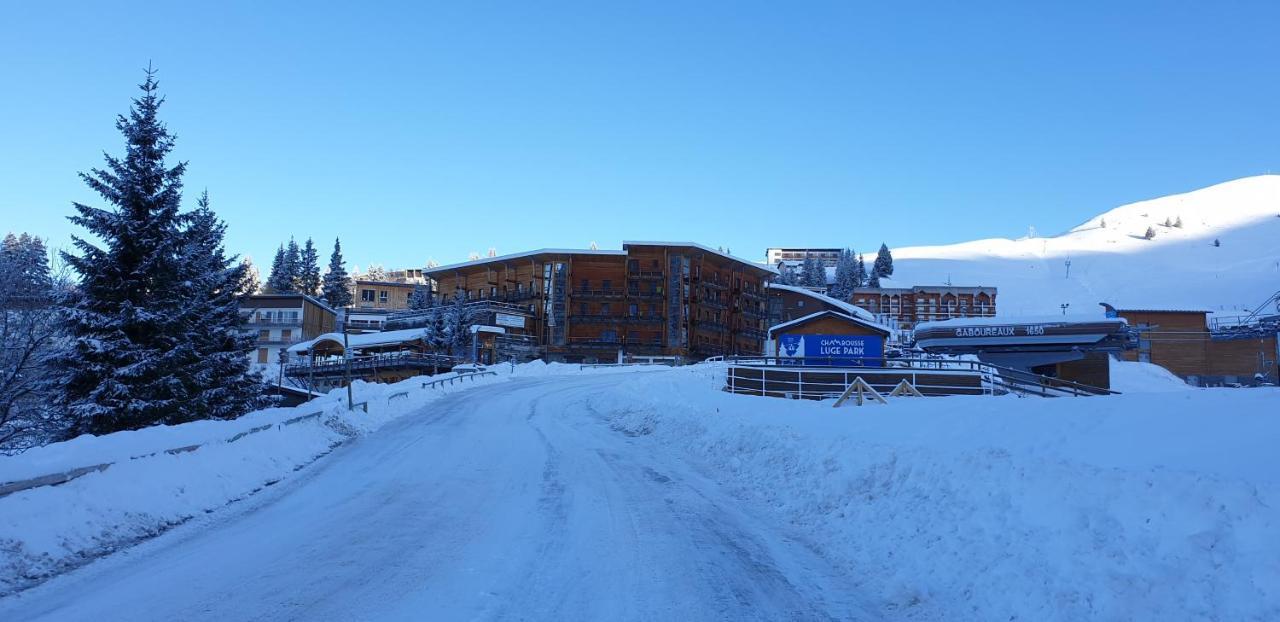 Les Balcons De Recoin - Chamrousse Aparthotel Buitenkant foto